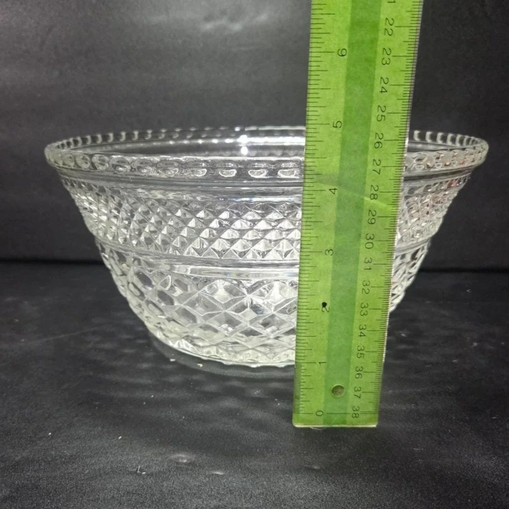 Anchor Hocking Wexford Serving Bowl, Vintage Clear Glassware, Table‎ Centerpiece